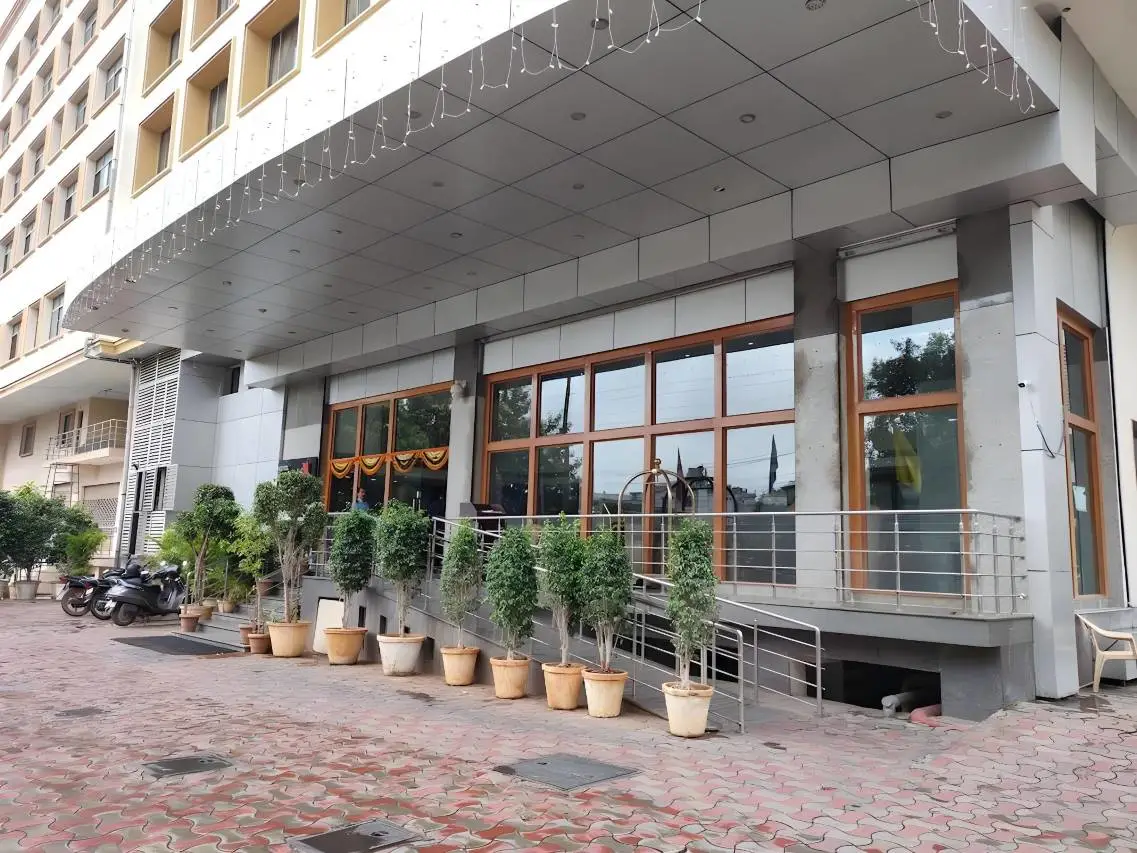 Hotel Saptagiri 2