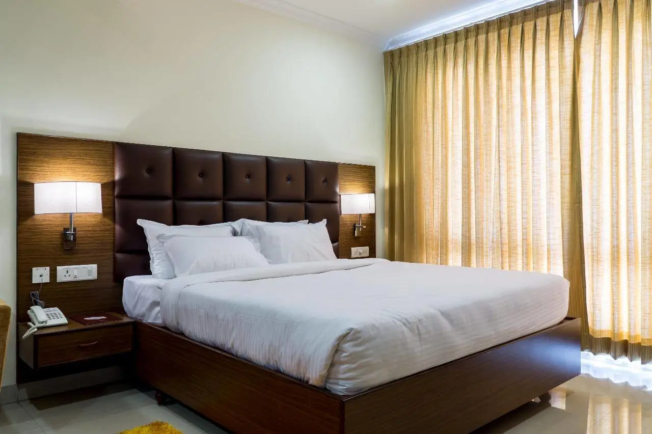 Hotel Saptagiri 3
