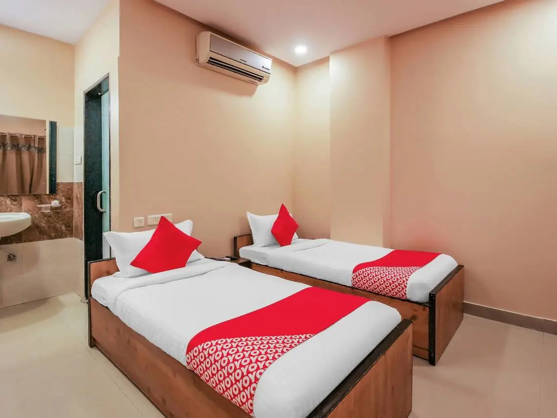 OYO Flagship 18926 Tourist Krishna Inn 1