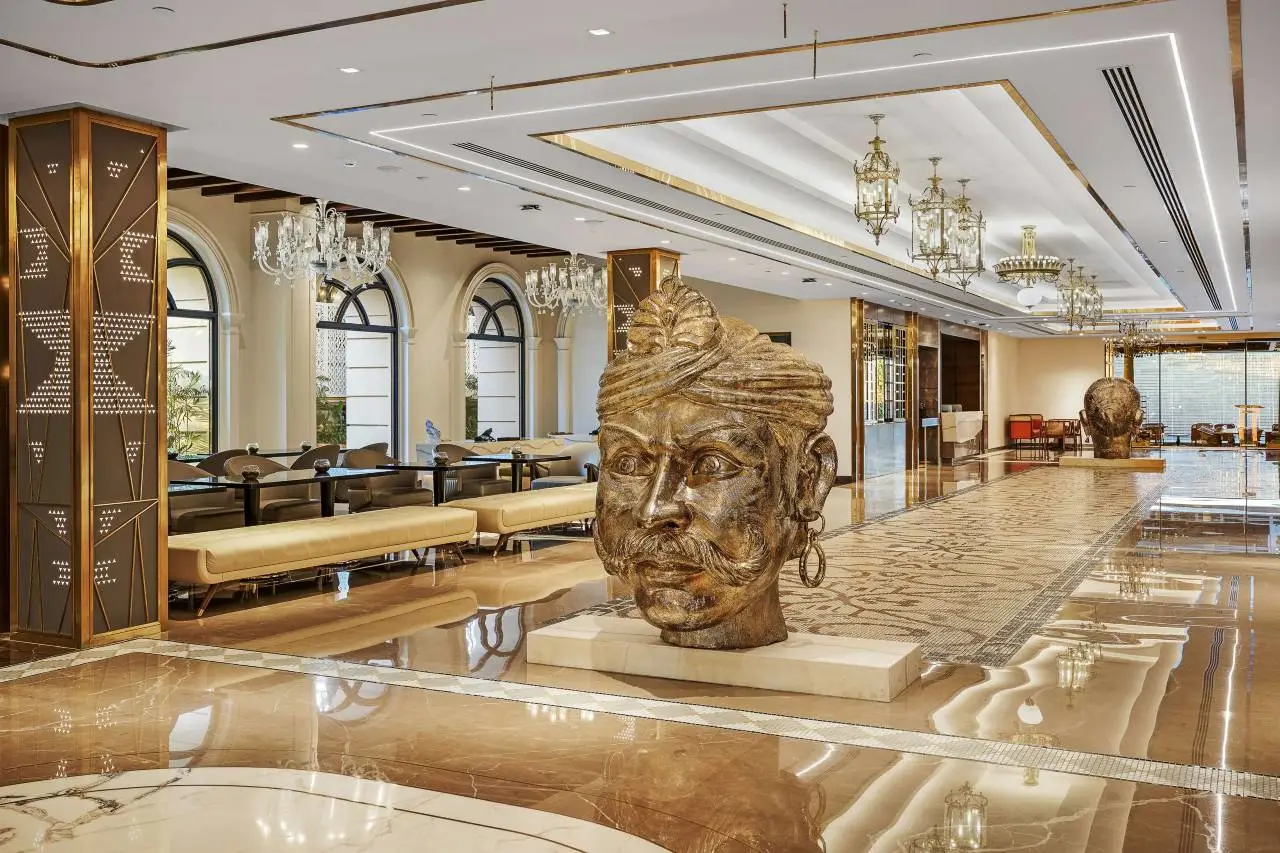 Radisson 7