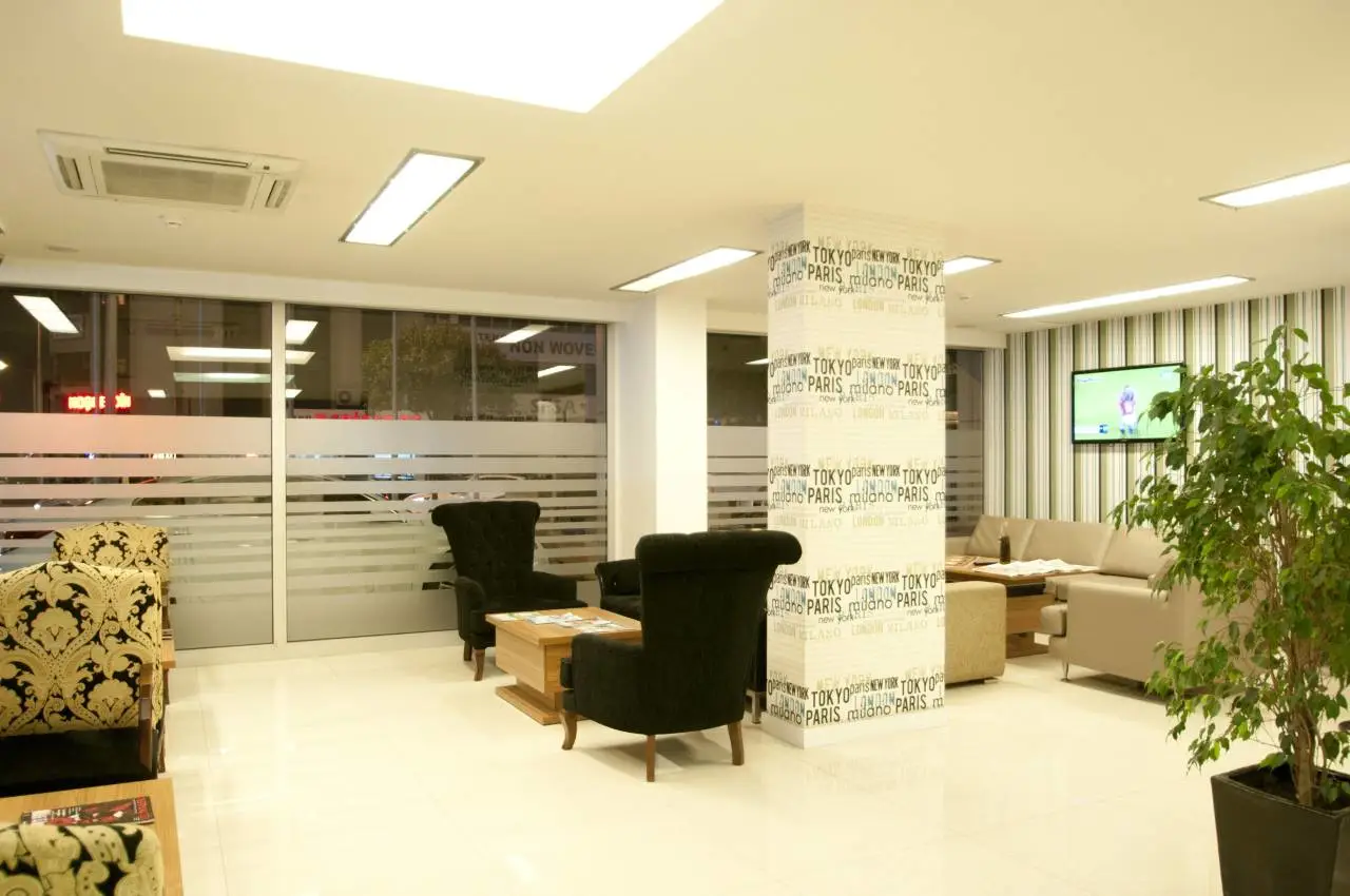 Megapole Hotel 4