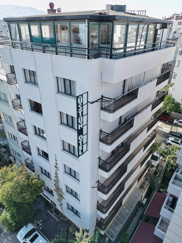 Üstün Hotel Alsancak 1