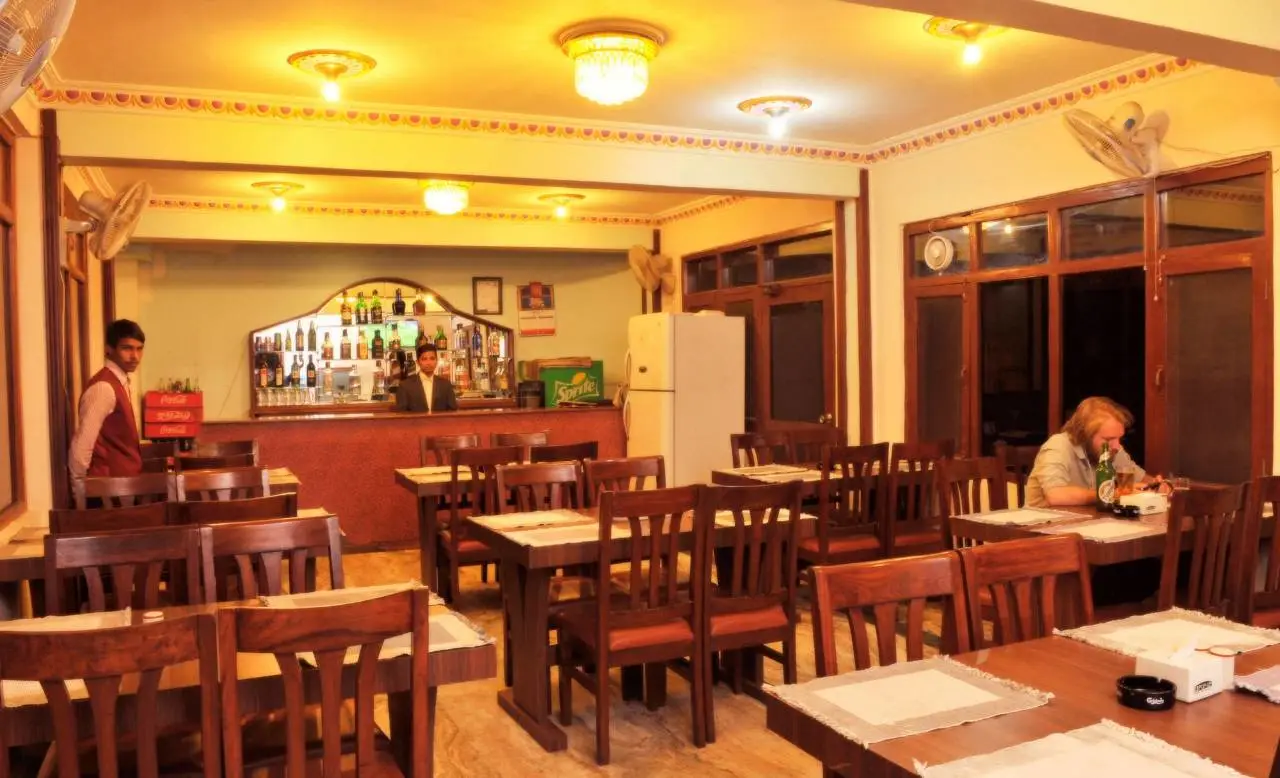 Hotel Brihaspati 4
