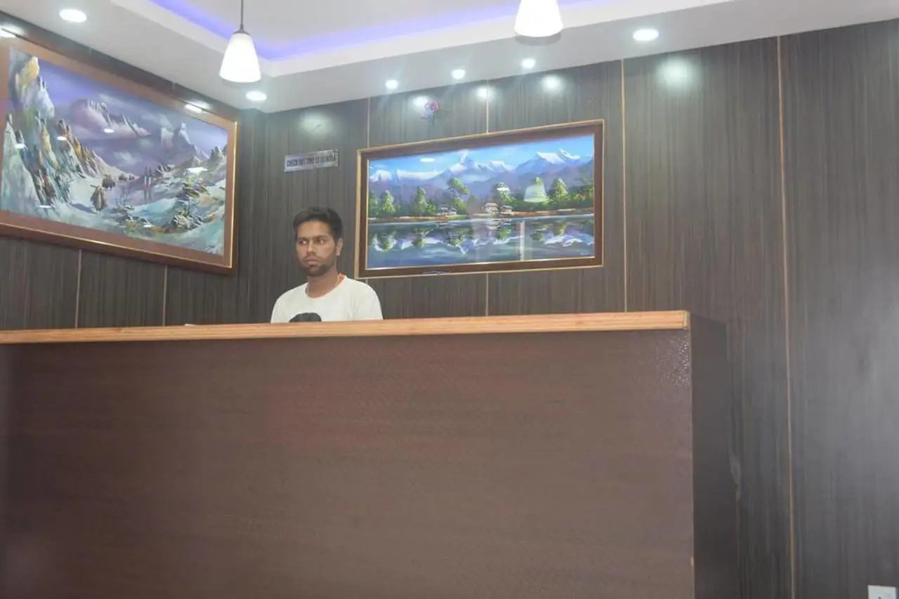 Hotel Holiday Inn 5