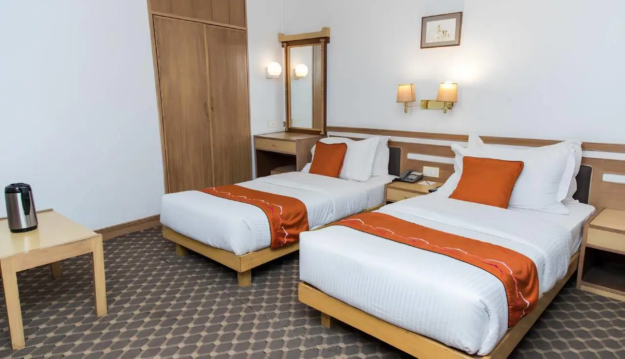 Hotel Padma 2