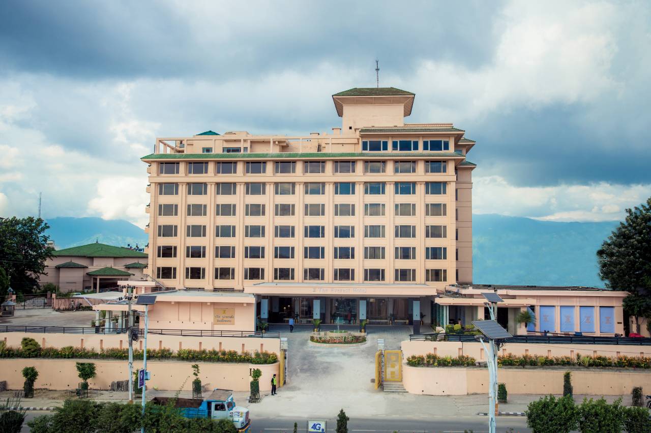 The Everest Hotel 2