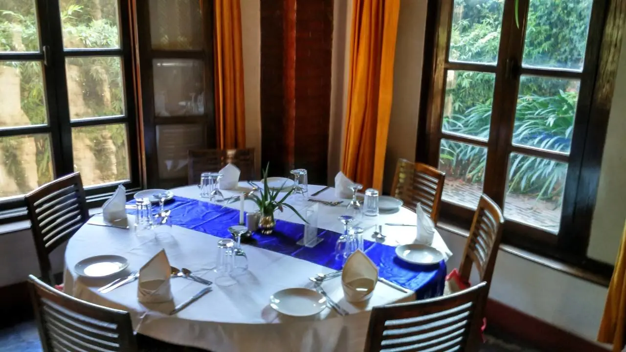 Vajra Hotel 4