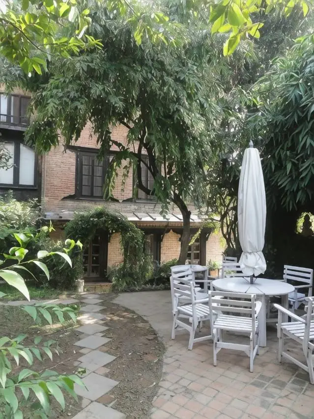 Vajra Hotel 1