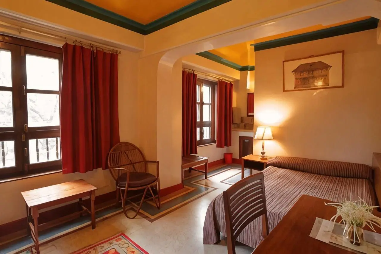Vajra Hotel 7