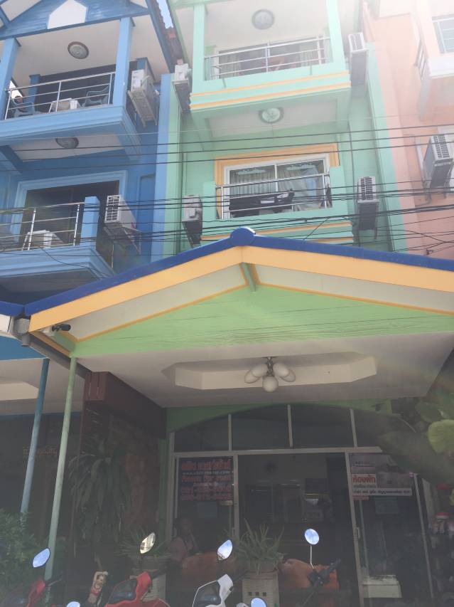 华欣躺在凉爽边际旅舍 1
