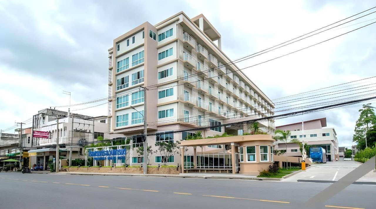 Prachuap Grand Hotel 1