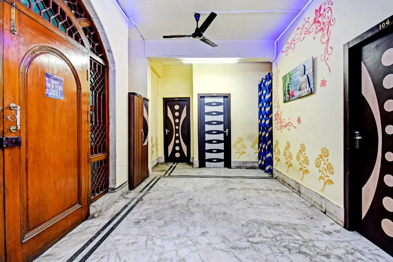 OYO 75819 Fantasy Stay Inn 7