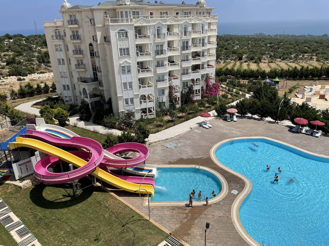 Watercastle Suits 4