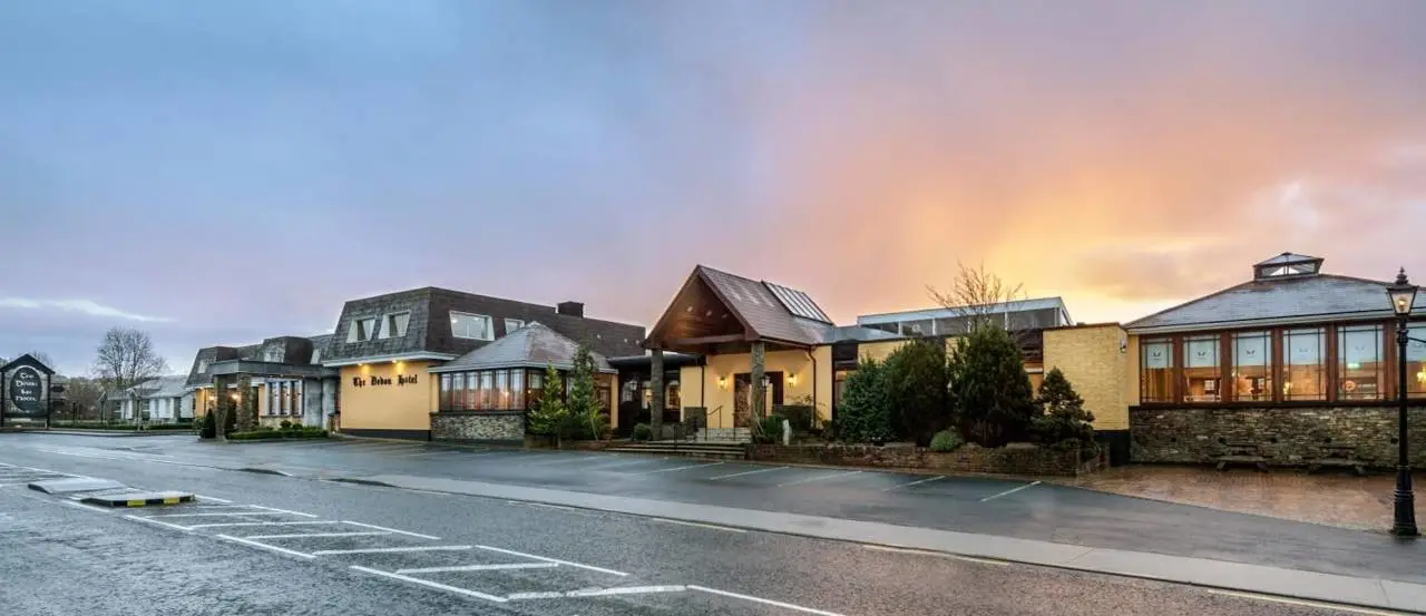 Devon Inn Hotel 1