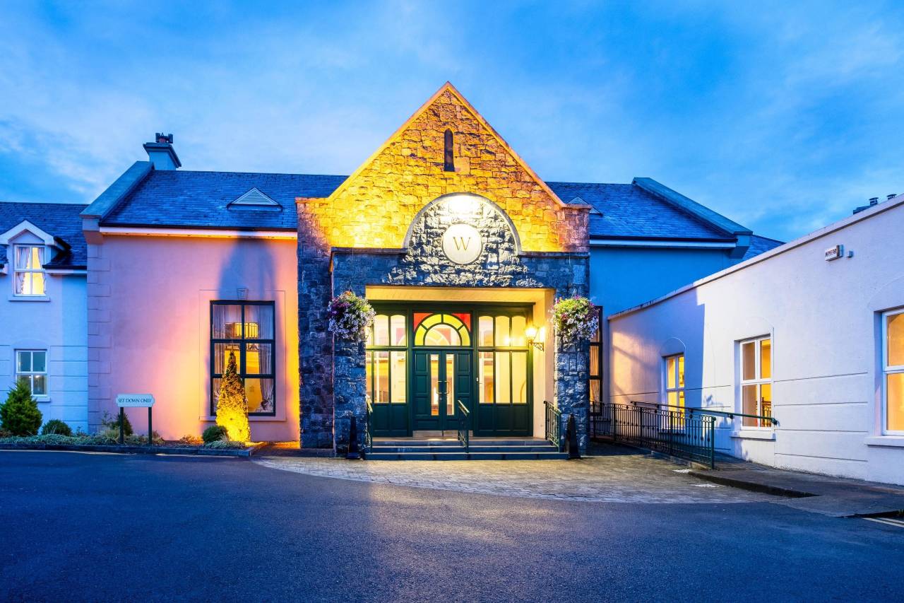 Hotel Woodstock Ennis 1