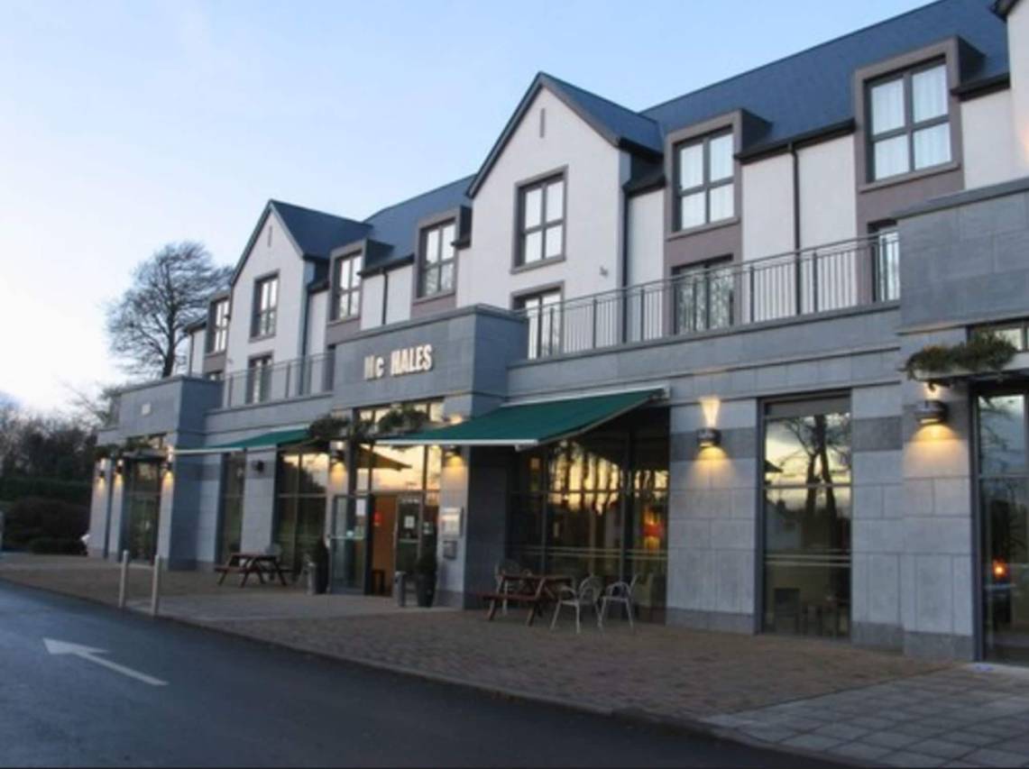 Raheen Woods Hotel 2