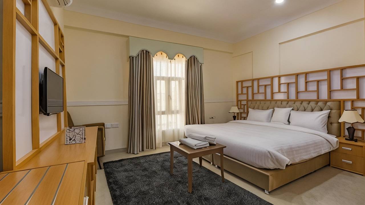 Al Saif Grand Hotel by Clove International 3