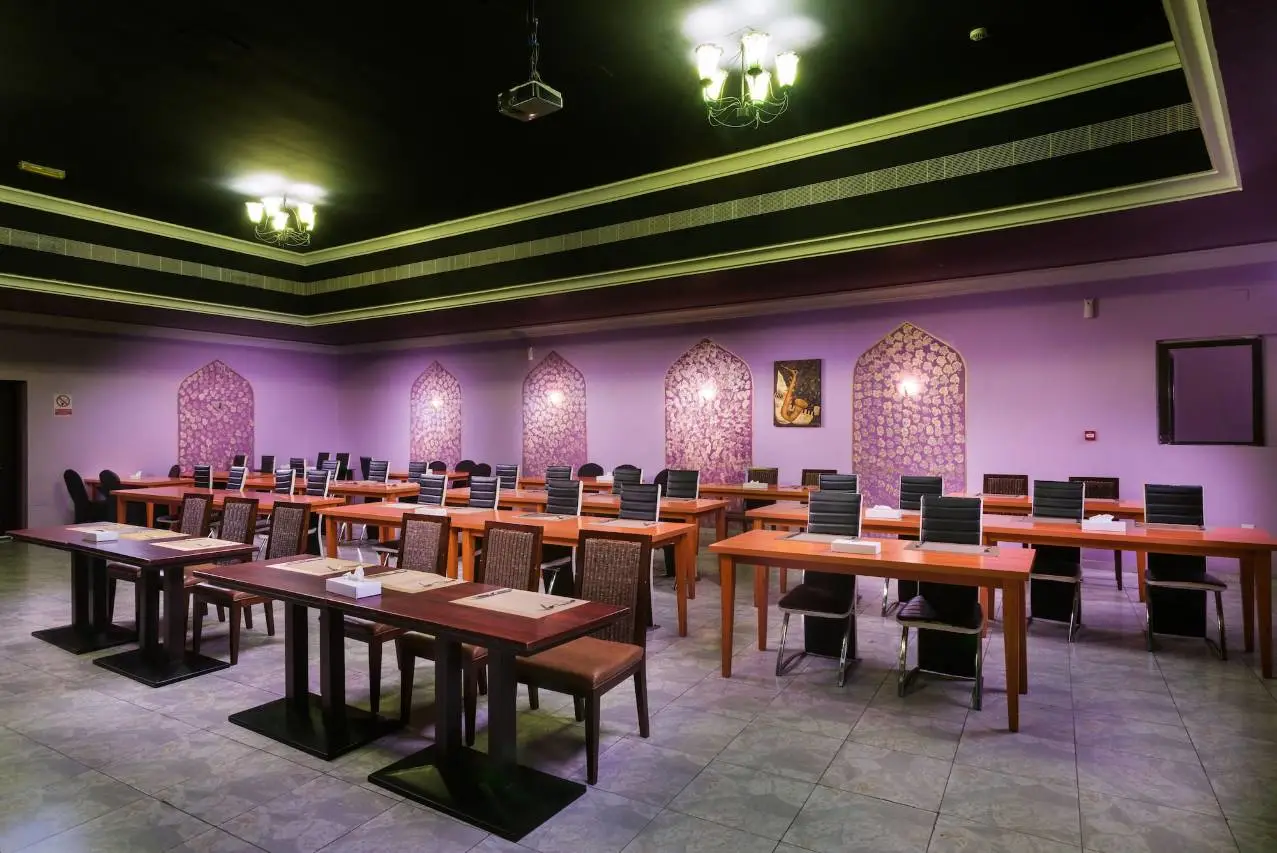 Al Wadi Hotel 5