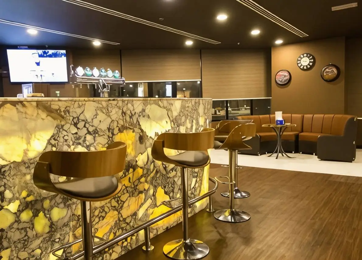 Parkside Plaza Muscat 7
