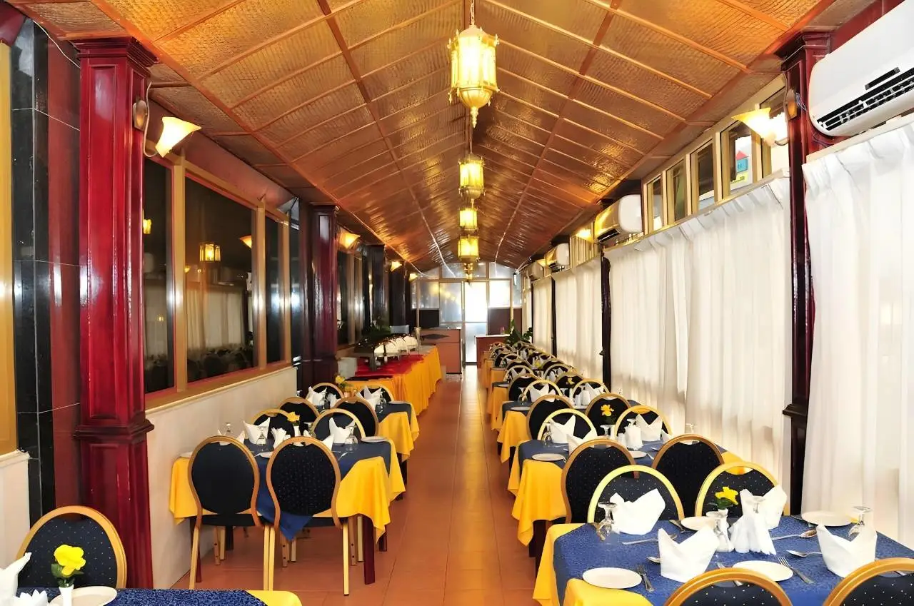 Safeer Hotel Suites 4