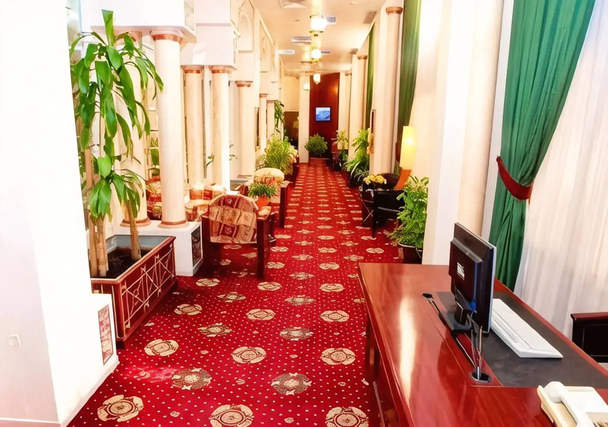 Safeer Hotel Suites 7