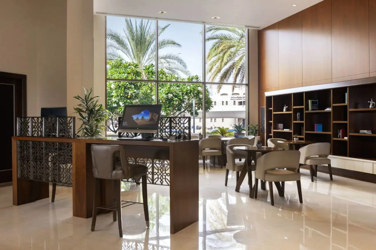 Sheraton Oman Hotel 6