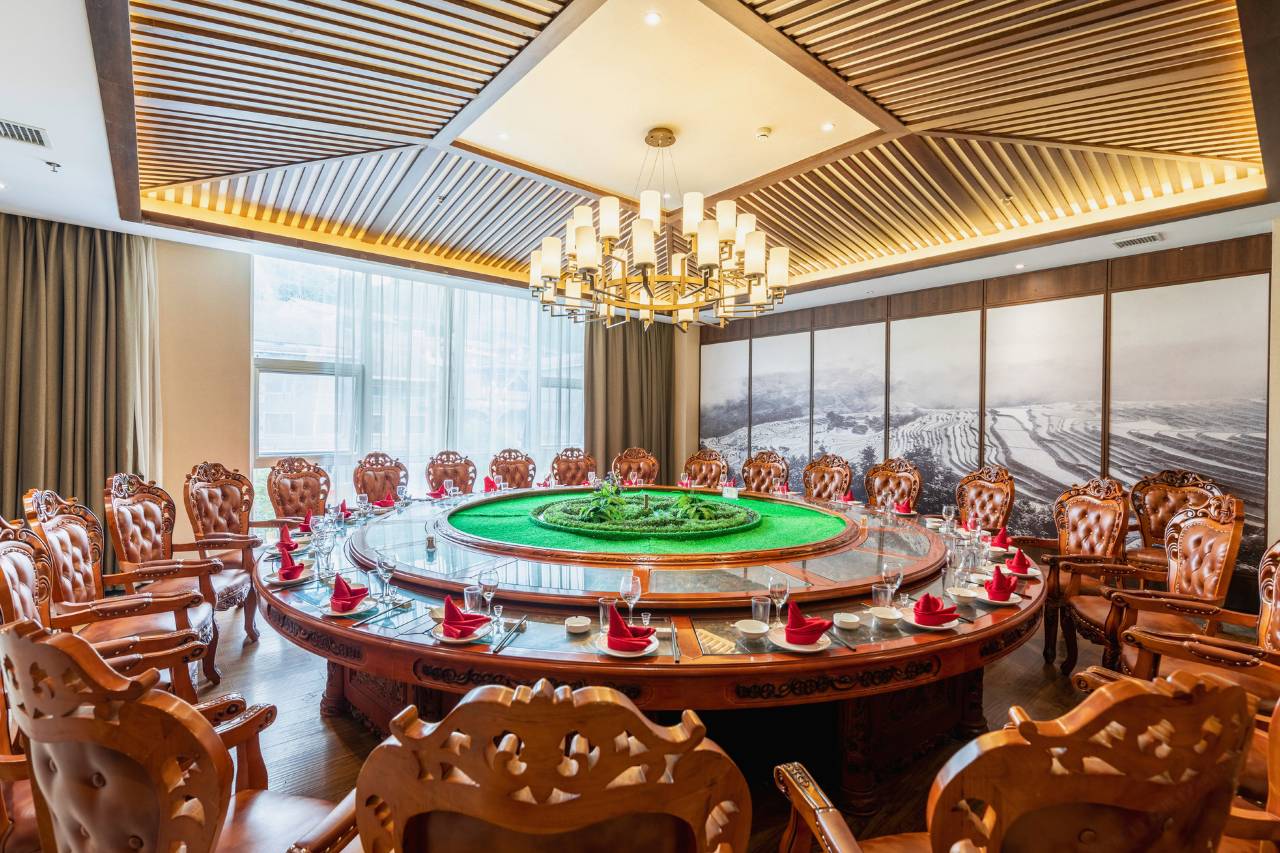 Changchi Hot Spring Grand Hotel 4
