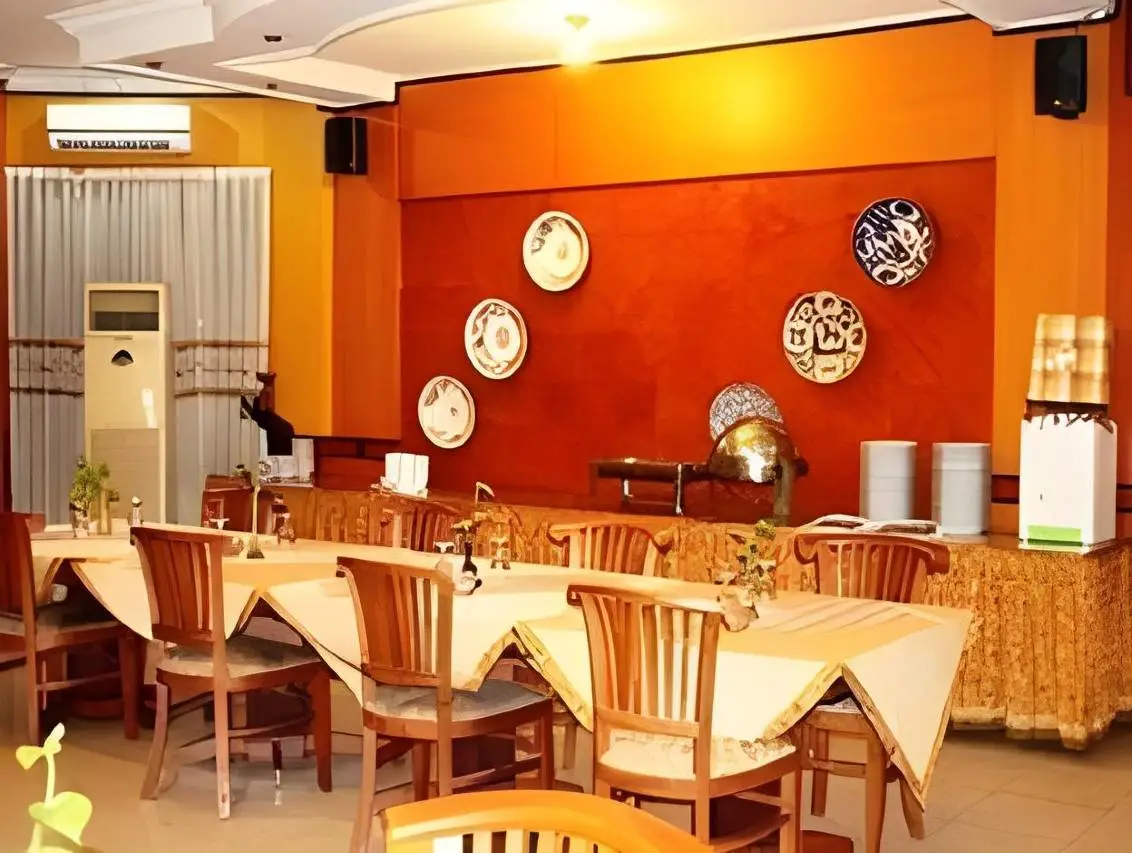New Siliwangi Hotel and Restaurant 3