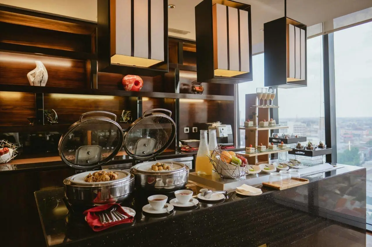 PO Hotel Semarang 4