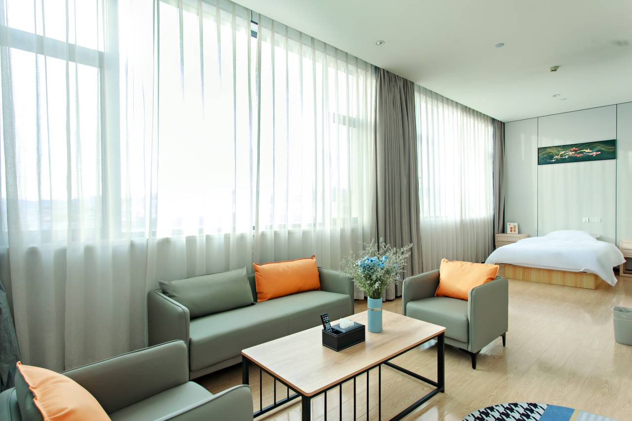 Lanyun Ji Duo Hotel (Jizhou North Railway Station Drum Tower Plaza) 3