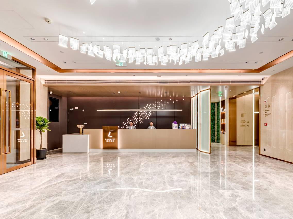 Lifeng Hotel (Tianjin Xiaobailou Subway Station 5th Avenue Cultural Tourism Area Store) 5