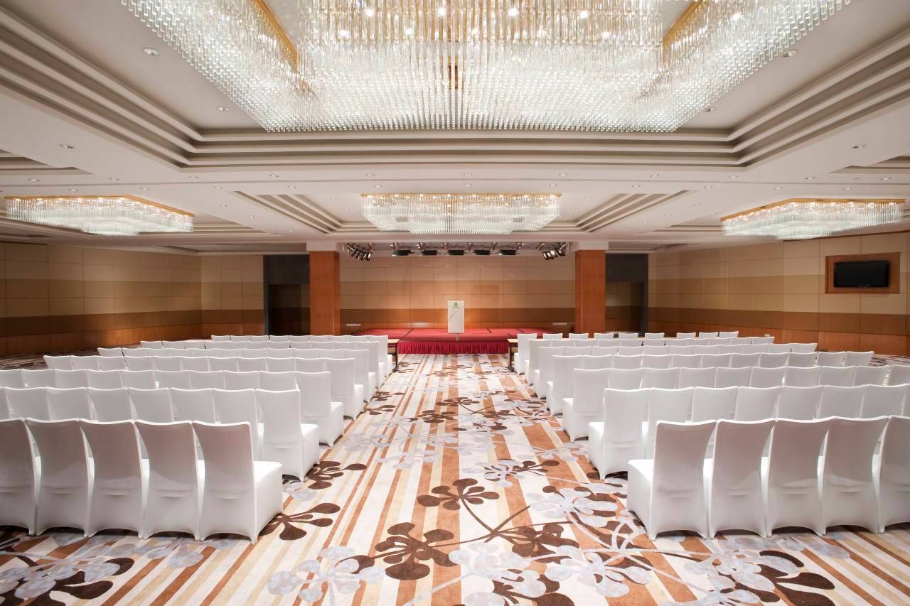 Tianjin Haihe Holiday Hotel 6