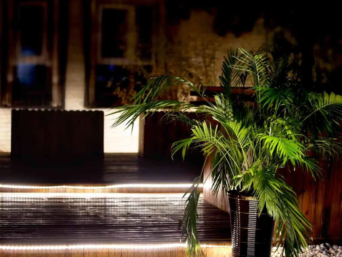 Tianjin Hibiscus Hotel (White Cloud Metro Station Store in Wudadao Tourism Area) 2