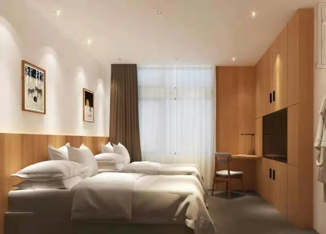 Tianjin Hibiscus Hotel (White Cloud Metro Station Store in Wudadao Tourism Area) 3