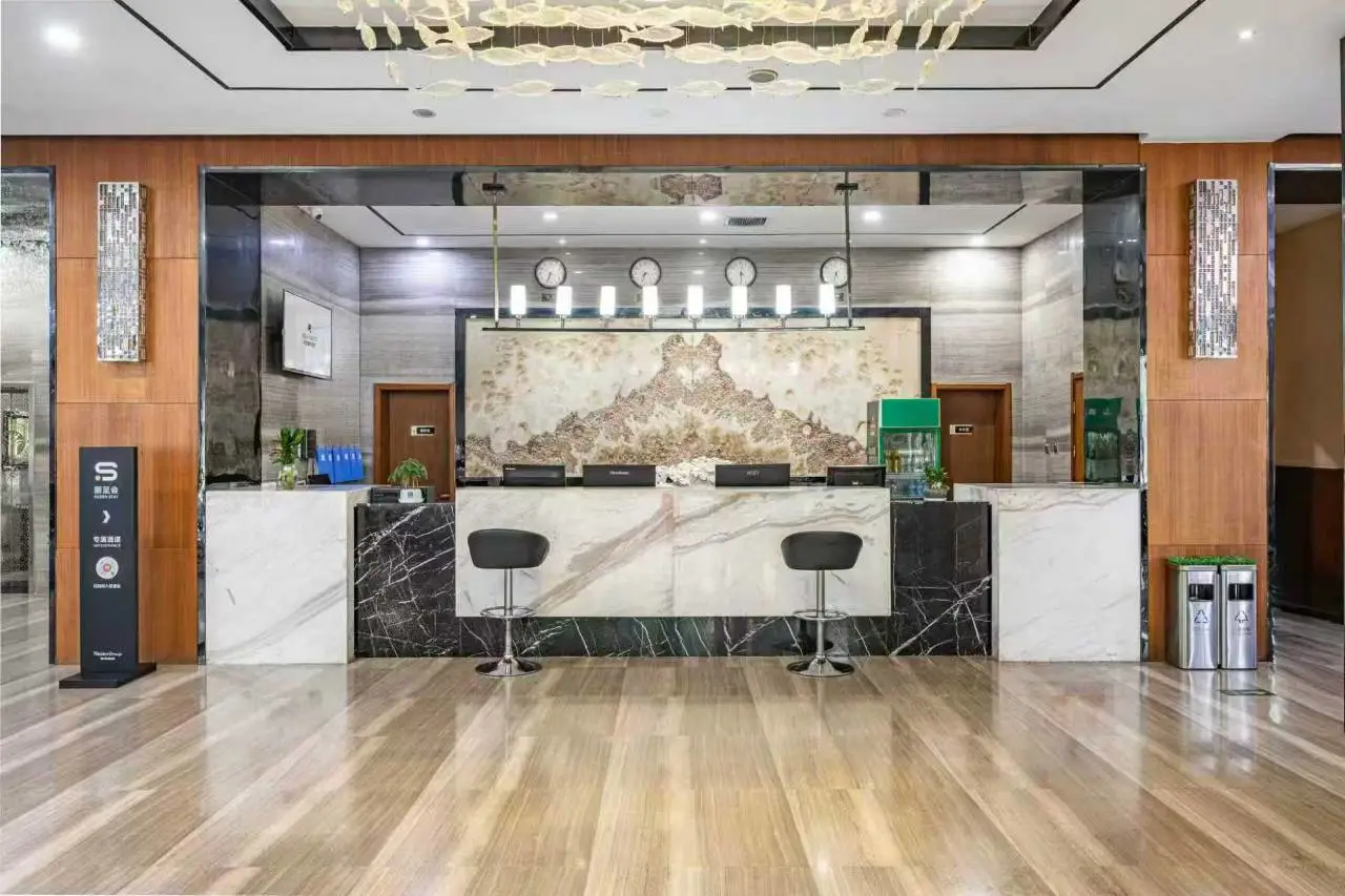 Tianjin Yuhua Grand Hotel (Baodi Passenger Station Store) 6