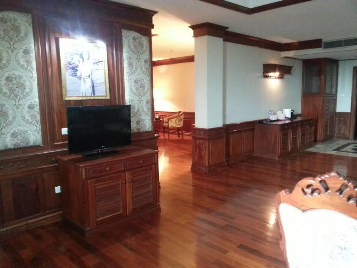 Angkham Hotel 7