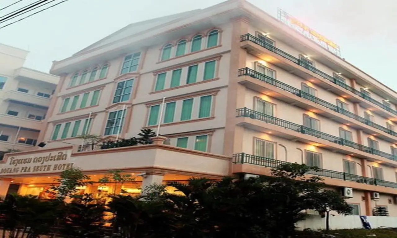 Douangpraseuth Hotel 7
