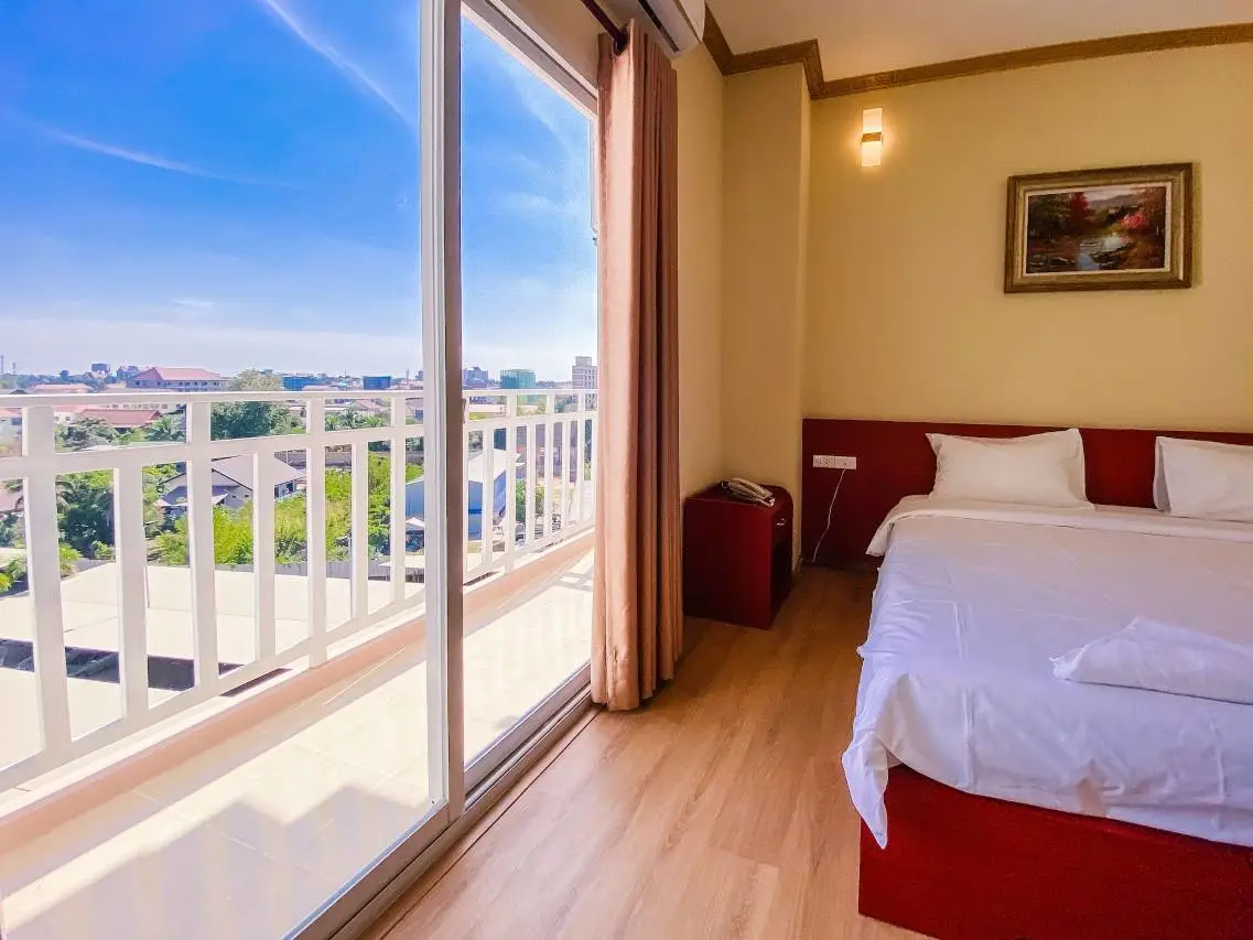 Douangpraseuth Hotel 3