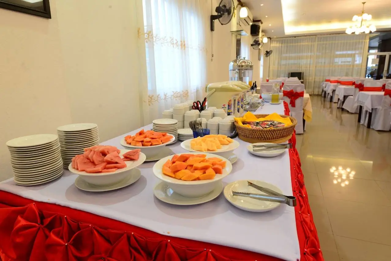 Douangpraseuth Hotel 4