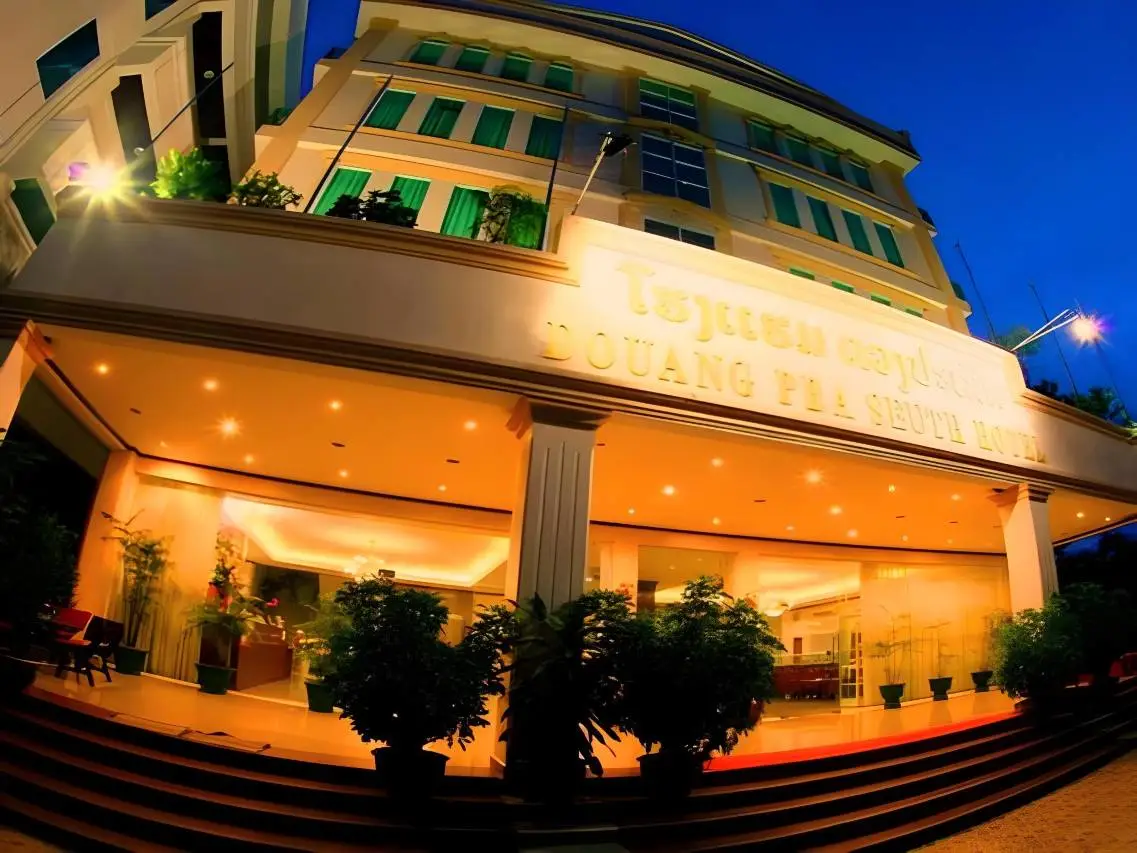 Douangpraseuth Hotel 1