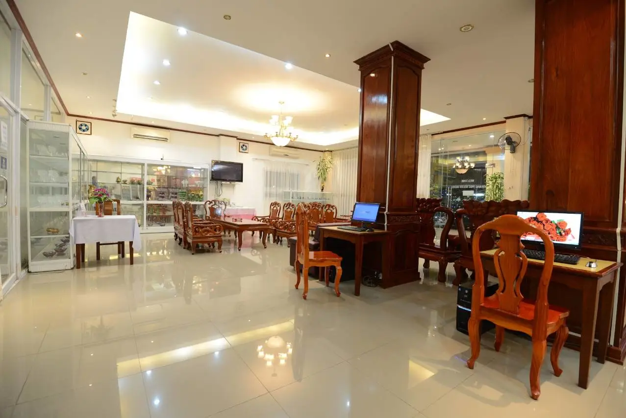 Douangpraseuth Hotel 5