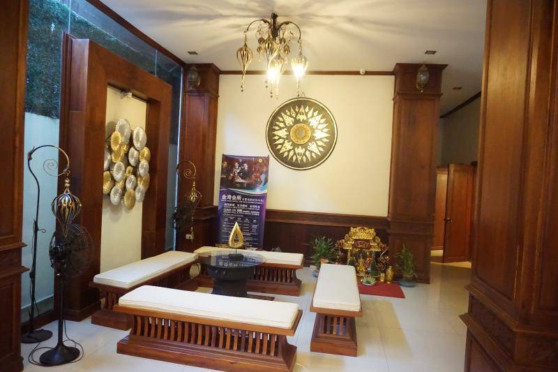 Manorom Boutique Hotel 6