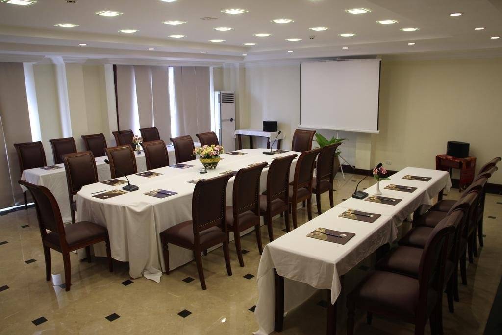 Phasouk Vien Chantra Hotel 6