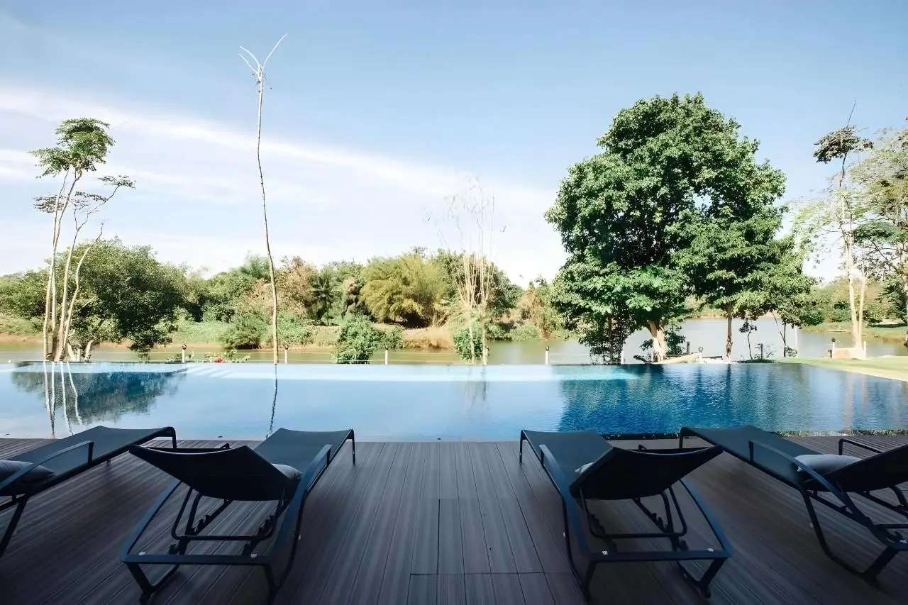 Riverawan Hotel 5