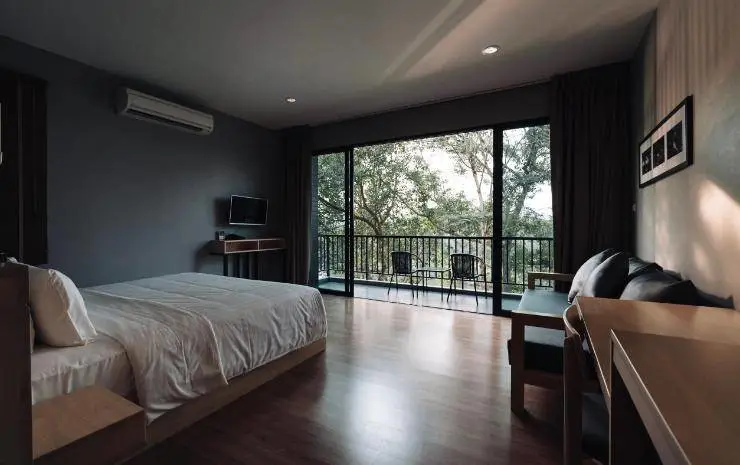 Riverawan Hotel 3