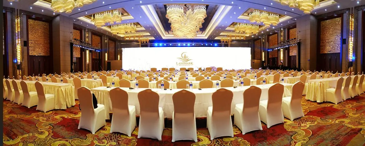 Riverside Hotel 6